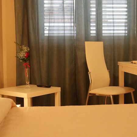 La Pergola Ospitalita' Bed & Breakfast Casarano Bagian luar foto